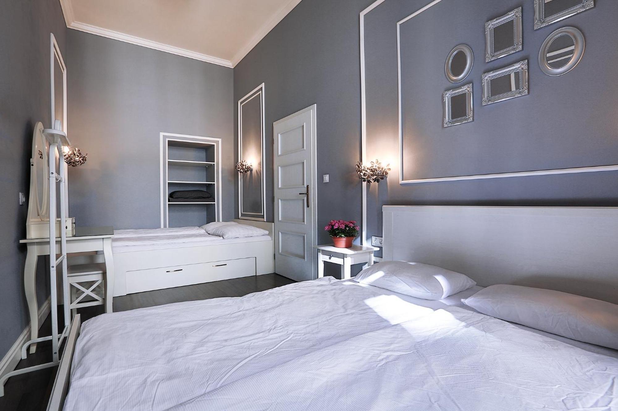 Two-Bedroom Haven In The Old Town ปราก ภายนอก รูปภาพ