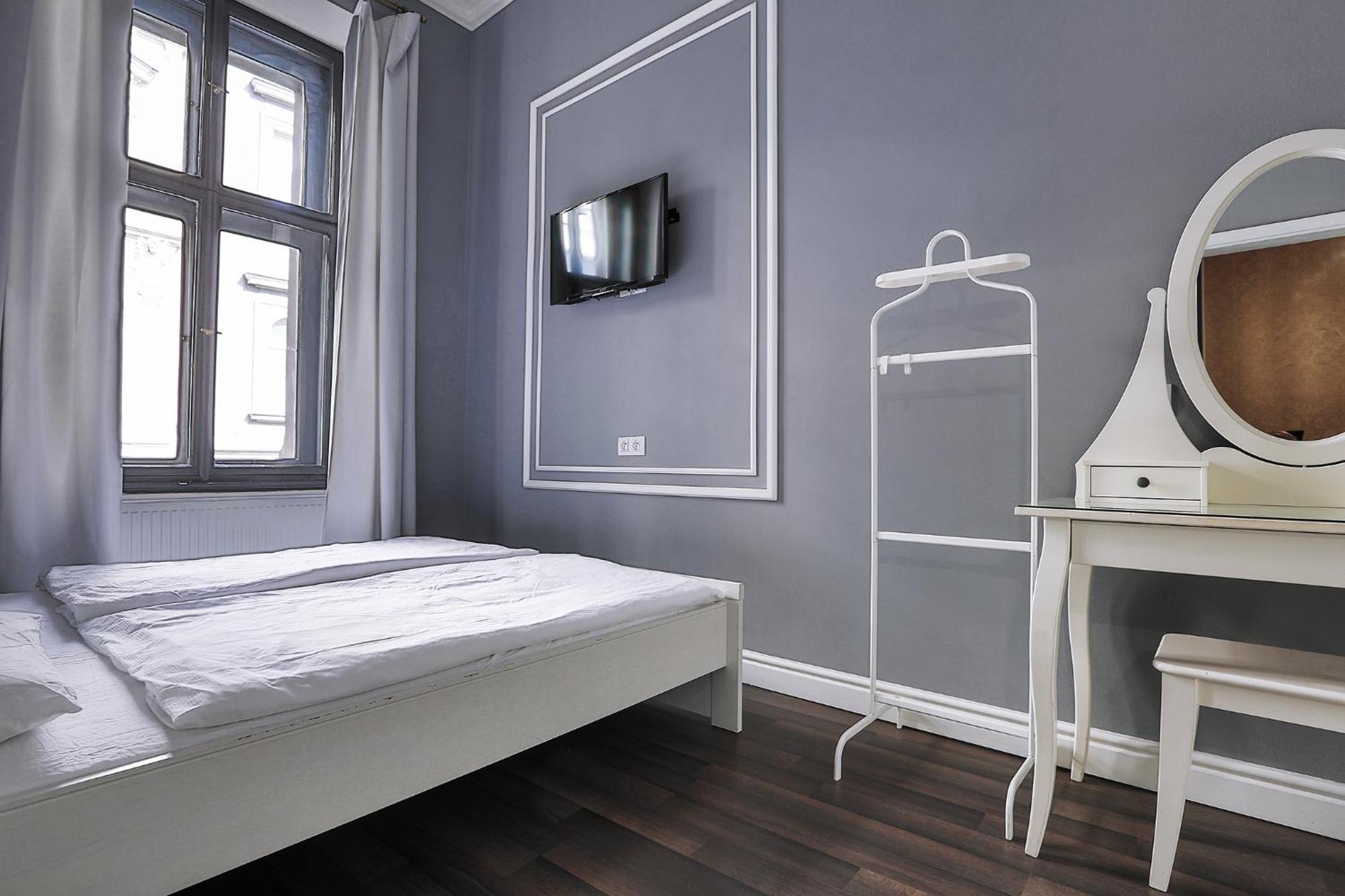 Two-Bedroom Haven In The Old Town ปราก ภายนอก รูปภาพ